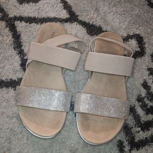 Torrid Sz 10W Tan Embellished Stretch Band Sandal